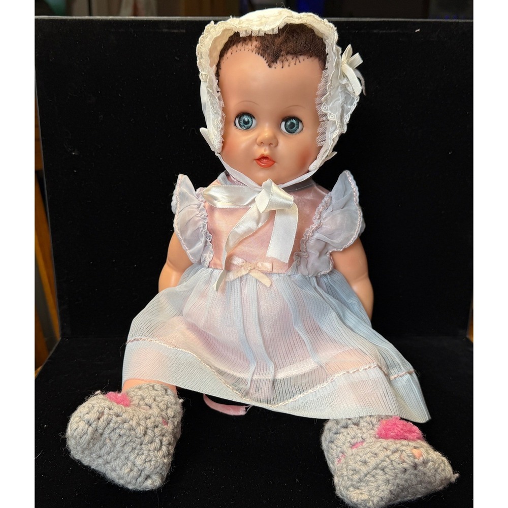 Vintage Vinyl‎ Baby Doll Sleep Eyes 17 1 Mark Pink Blue Dress Bonnet Booties